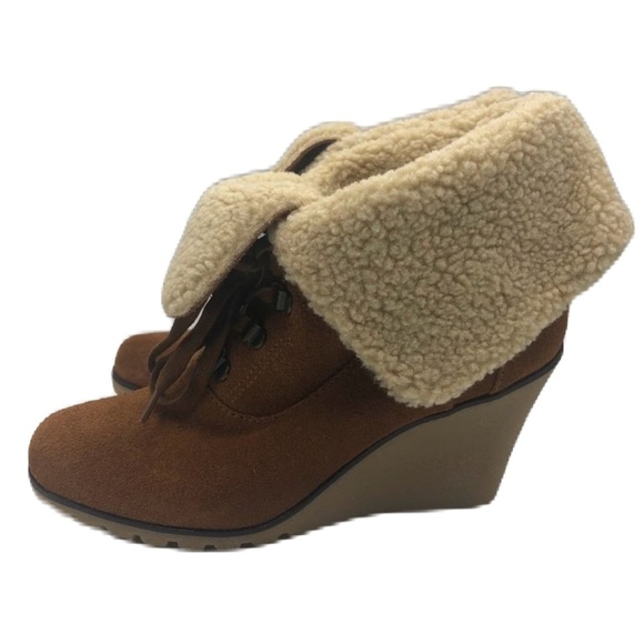 Kelsi Dagger Women's Brown Suede Lace Up Wedge Boots Faux Fur Size 8.5 - Picture 1 of 12